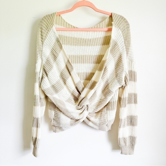 ASOS PrettyLittleThing Tan Cream Stripe twist back sweater sz Small/ Medium - Picture 8 of 10